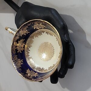 PARAGON Vintage White Gold and Royal BluebFine Bone China Teacup Mug